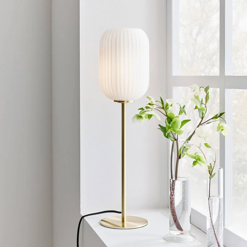 Cava tafellamp, messingkleurig, glas, hoogte 55 cm by Markslöjd in Brass, Opaal – product photo 3 of 4
