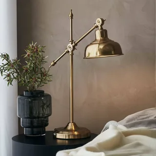 Grimstad tafellamp, antiek ijzer, hoogte 56cm van Markslöjd in Messing – productfoto 1 van 3