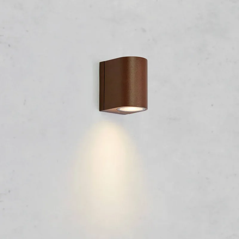 LED buiten wandlamp Alor, 1-lamp, IP65, dimbaar från Markslöjd i Brun – produktbild