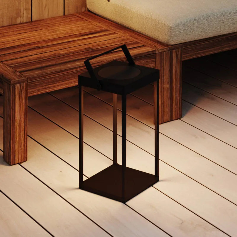LED-zonnelantaarn PURE, USB, metaal, hoogte 42 cm by Markslöjd in Black – product photo