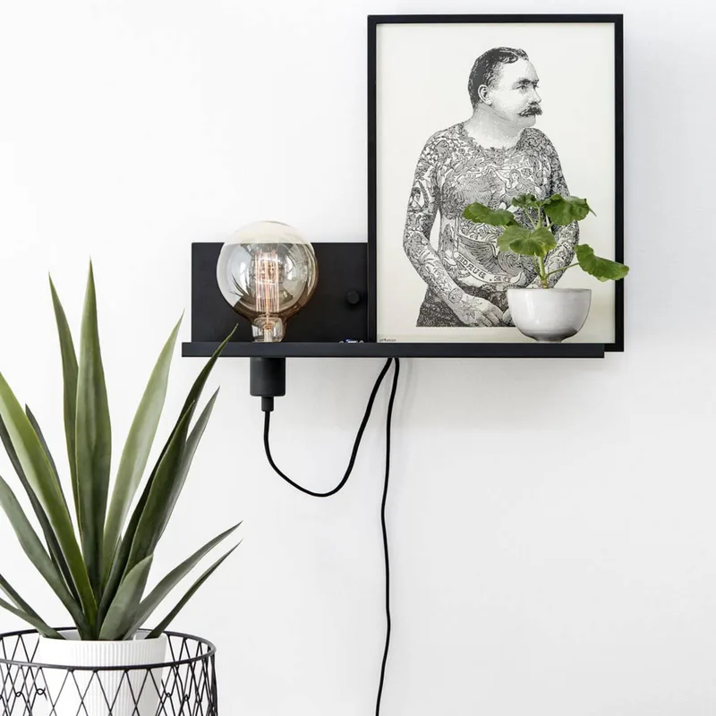 Multi wandlamp, strijkijzer, USB-oplaadaansluiting de Markslöjd en Noir – photo du produit 3 sur 5
