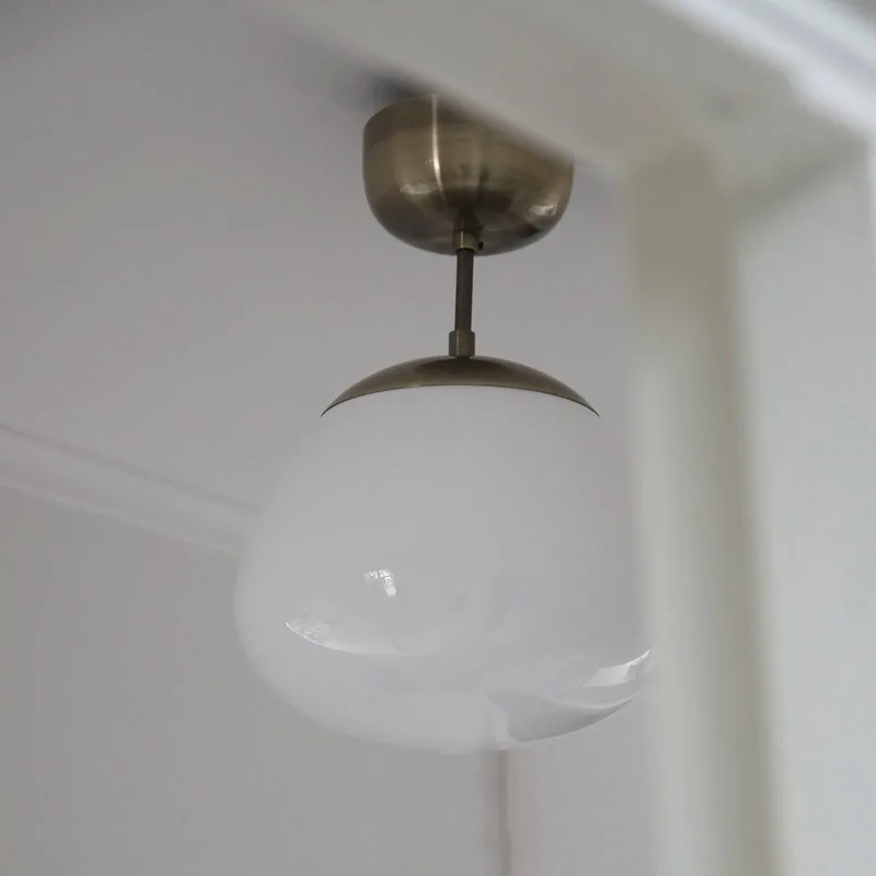 Plafondlamp Rise, antiek messing, glas, Ø 25 cm by Markslöjd in Antiek messing, White – product photo