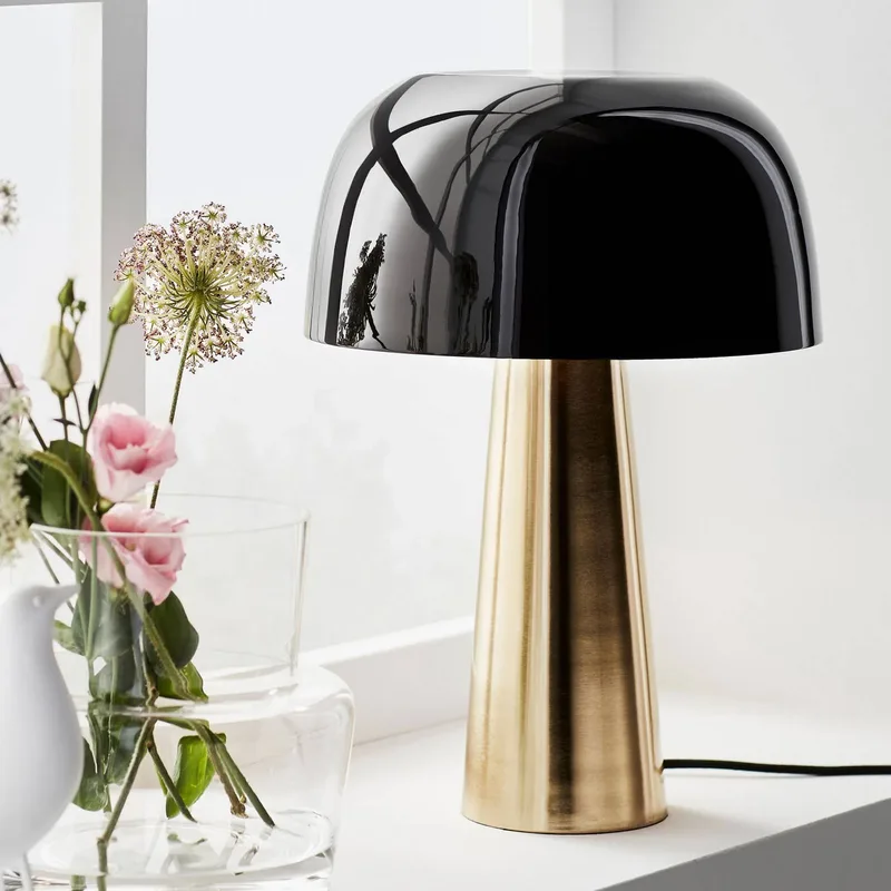Blanca bordlampe, bronze/sort fra Markslöjd i Bronze, Sort – produktbillede