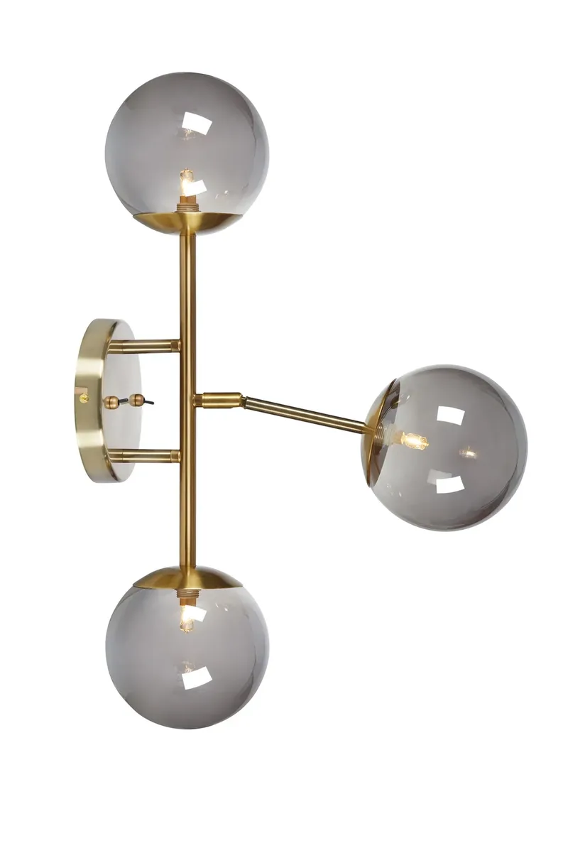 Trinity Nachttischlampe Rauch von Markslöjd – Produktfoto