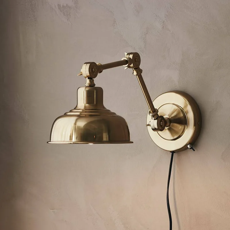 Wandlamp Grimstad, antiek ijzer, stekker by Markslöjd in Brass – product photo
