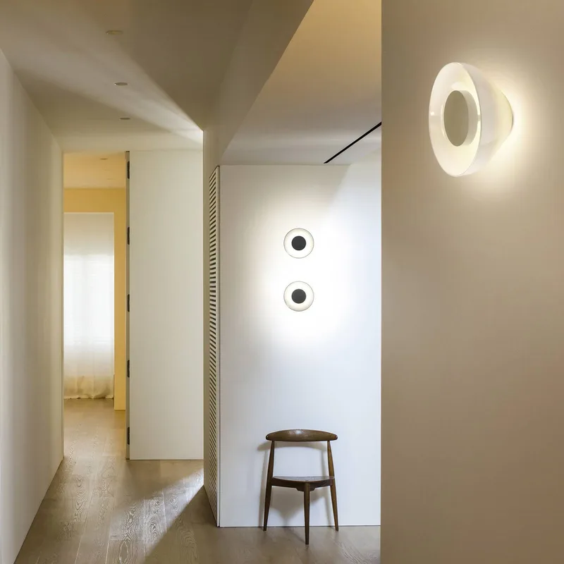 Aura LED wandlamp, Ø 18 cm, opaal van Marset in Wit, opaal – productfoto