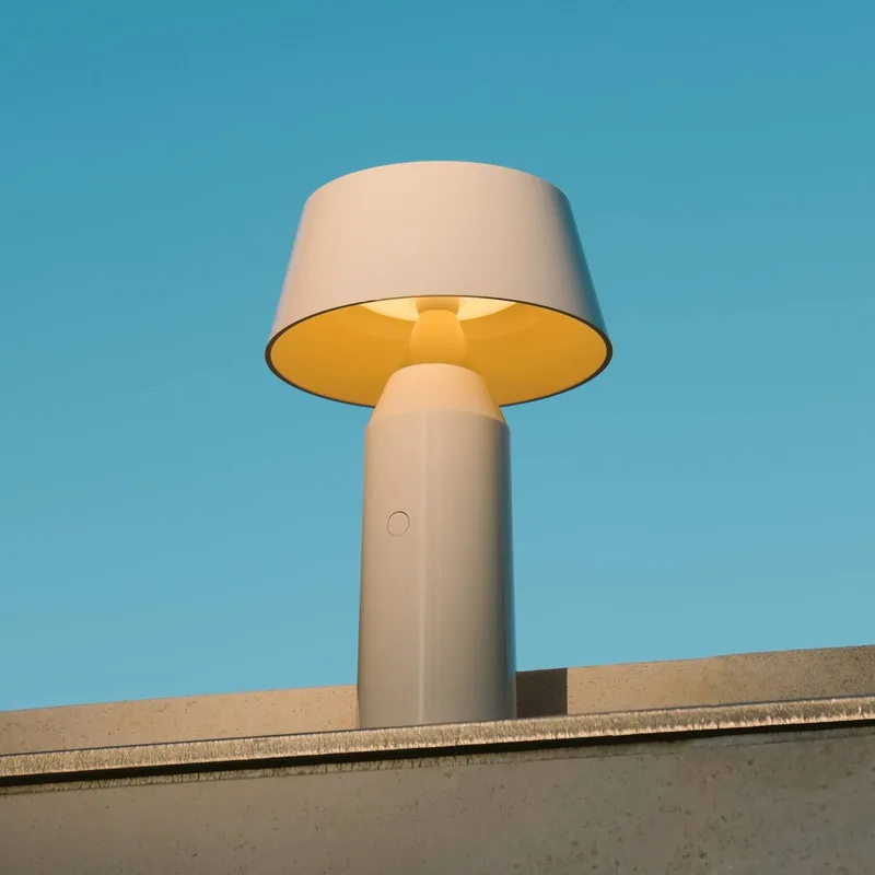 Bicoca LED accu-tafellamp van Marset in Parelwit – productfoto