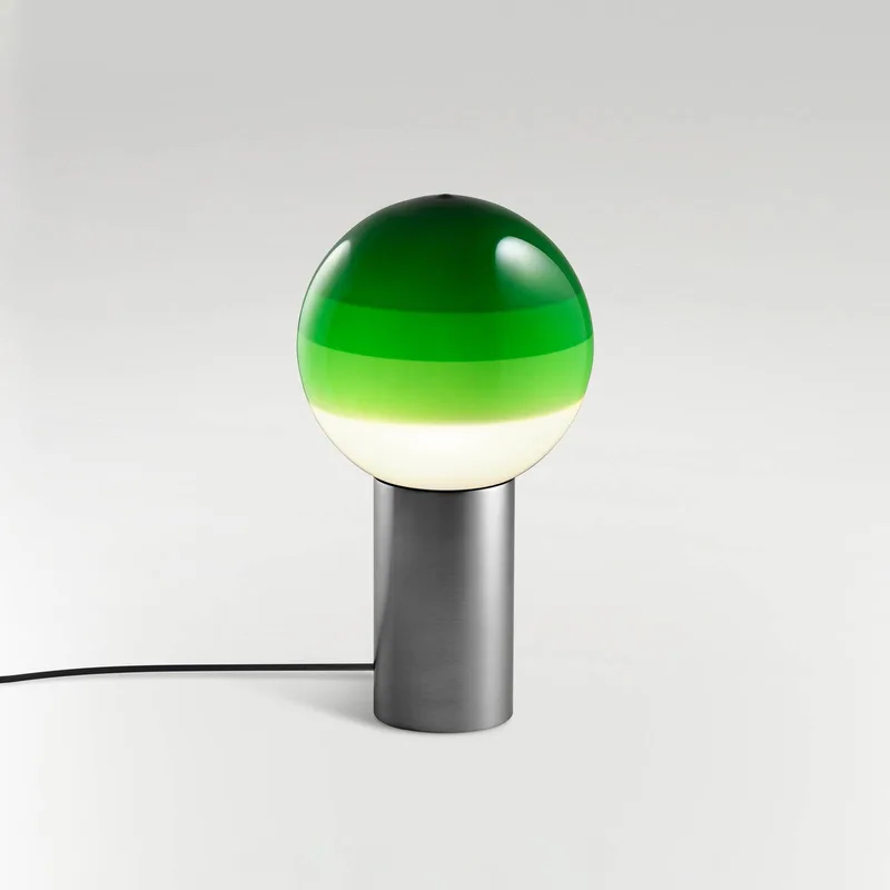 Dipping Light M tafellamp groen/grafiet van Marset in Groen, grafiet – productfoto