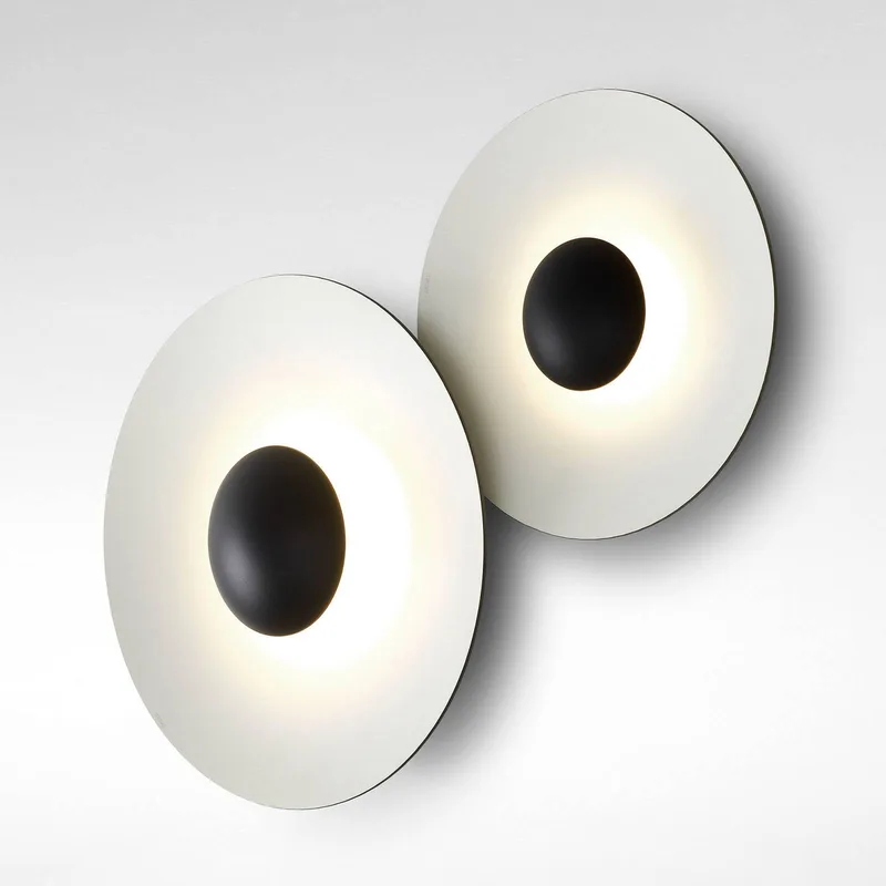 Ginger 20C LED wandlamp Ø 20 cm eiken/wit by Marset in Eikenhout, wit – product photo