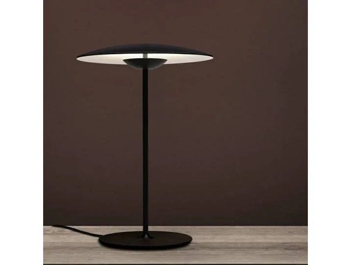 Ginger S Lampe de Table Chêne de Marset – photo du produit