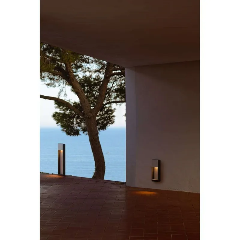 Lab B60 Bollard Graphite Grey/White - Marset - Metaal van Marset – productfoto
