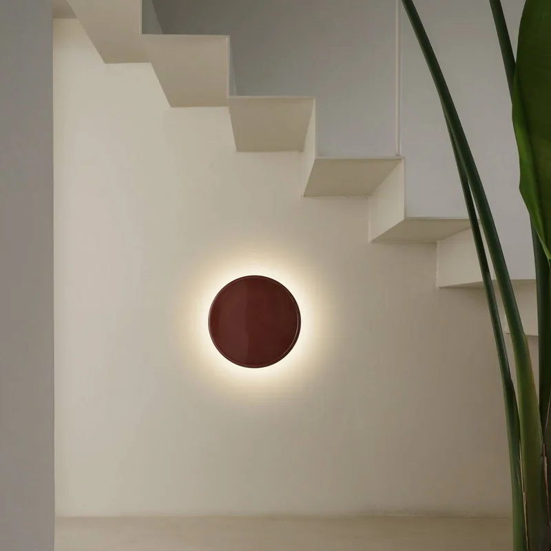 LED wandlamp Caramel, bruin, Ø 38 cm, TRIAC, glas från Marset i Bruin, zwart – produktbild