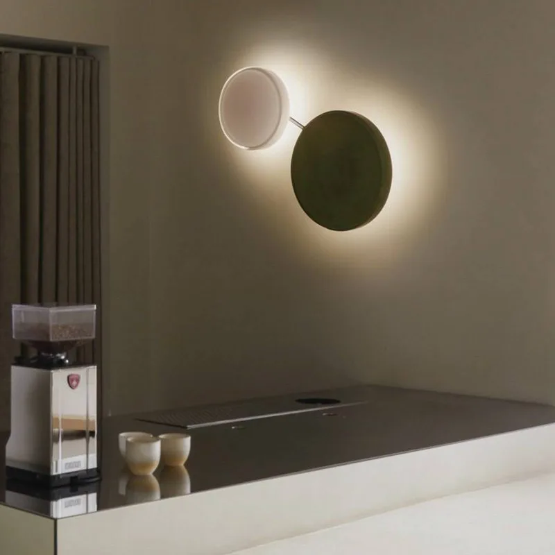 LED wandlamp Caramel, groen, Ø 38 cm, TRIAC, glas de Marset en Groen, zwart – photo du produit