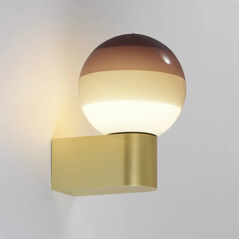 LED wandlamp Dipping Light A1, bruin/messing de Marset en Marron, Laiton – photo du produit