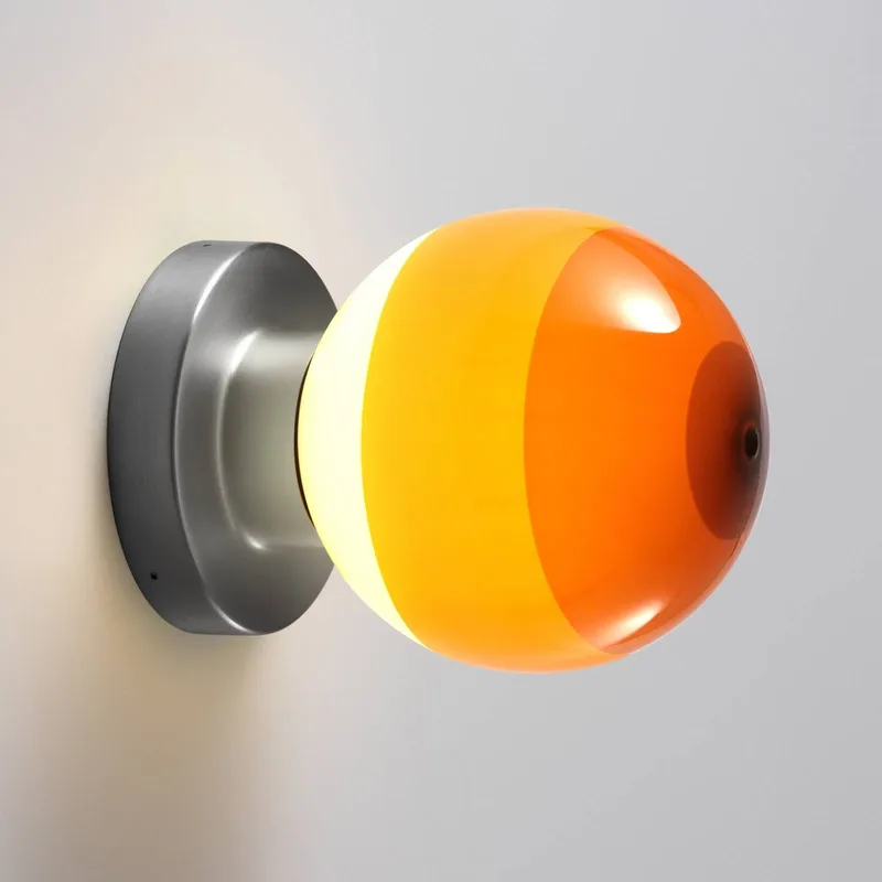 LED wandlamp Dipping Light A2, oranje/grijs by Marset in Oranje/amber, grafiet – product photo