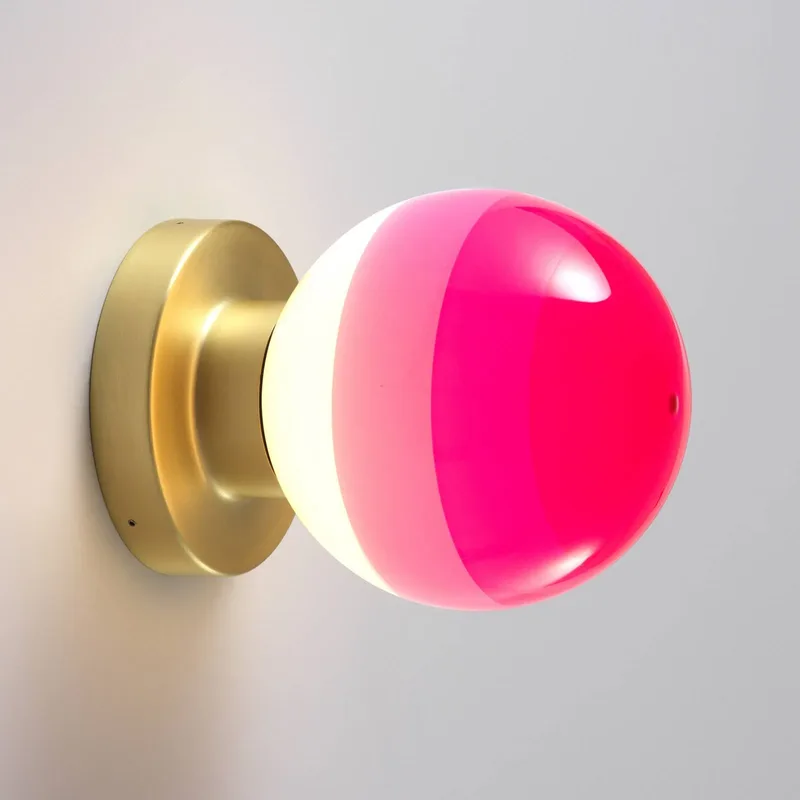 LED wandlamp Dipping Light A2, roze/goud by Marset in Roze, messing – product photo