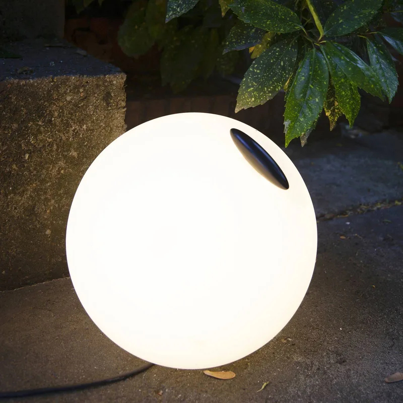 Bowl kugleformet lampe, Ø 35 cm fra Martinelli Luce i Hvid, Sort, Orange – produktbillede