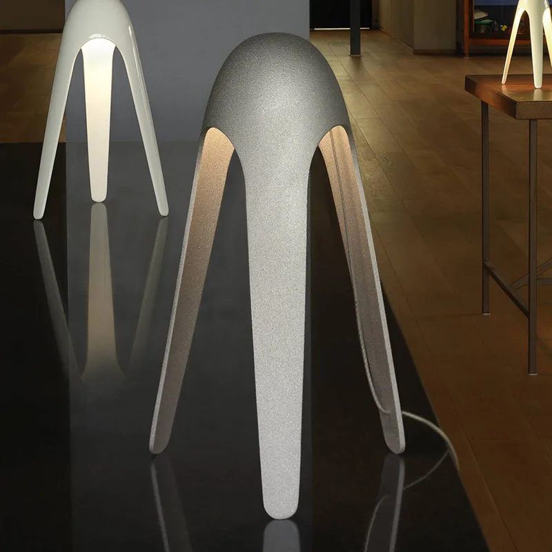 Cyborg LED tafellamp by Martinelli Luce in Aluminium – product photo