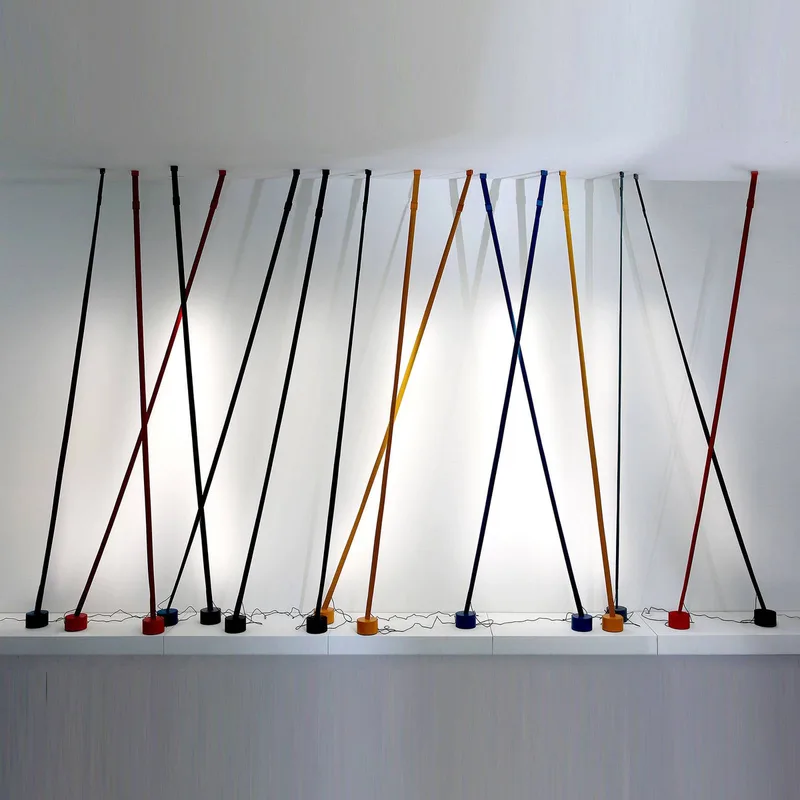 Elastica band-vloerlamp by Martinelli Luce in Light blue – product photo 2 of 5