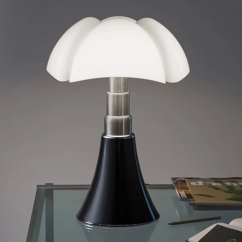Stor dimbar LED-bordslampa Pipistrello, höjdjusterbar. från Martinelli Luce i Donkerbruin, Satijnroestvrij staal, Opaalwit – produktbild