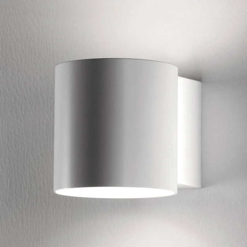 Tube wandlamp, metalen kap 10 cm van Martinelli Luce in Wit – productfoto