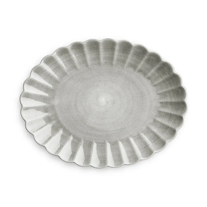 Oyster Teller 30 x 35cm Grau von Mateus – Produktfoto