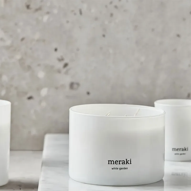 Geurkaars White Garden groot van Meraki in White Garden groot – productfoto 2 van 3