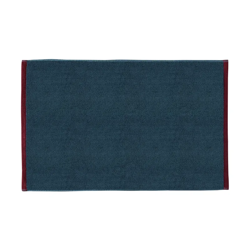 Soft Badezimmerteppich 50x80 cm Midnight blue-light grey by Mette Ditmer – product photo