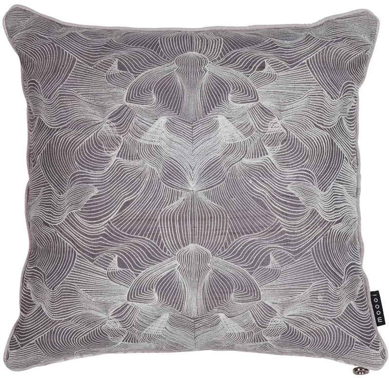 Techno Bee Square Sierkussen - 50x50 / 20x20 Inch cm by Moooi in Lichtpaars – product photo