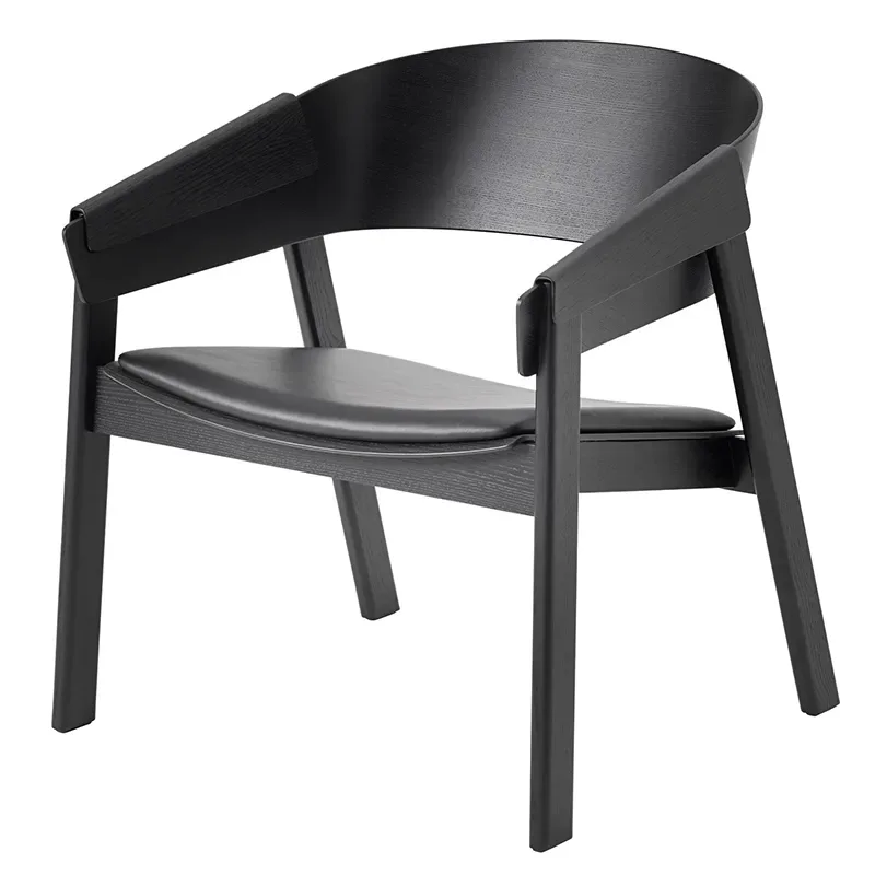 Cover Lounge Chair - Refine Leather Black Black von Muuto – Produktfoto