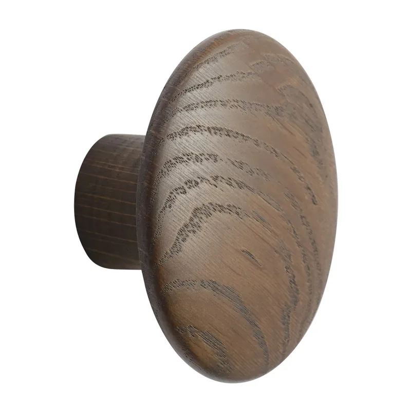 Dots wood Haken dark stained brown Ø9cm von Muuto – Produktfoto