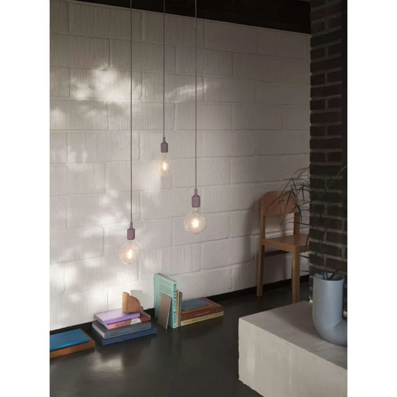 E27 hanglamp Dusty Lilac by Muuto – product photo