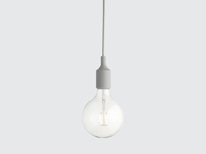 E27 hanglamp Light Grey fra Muuto – produktbillede