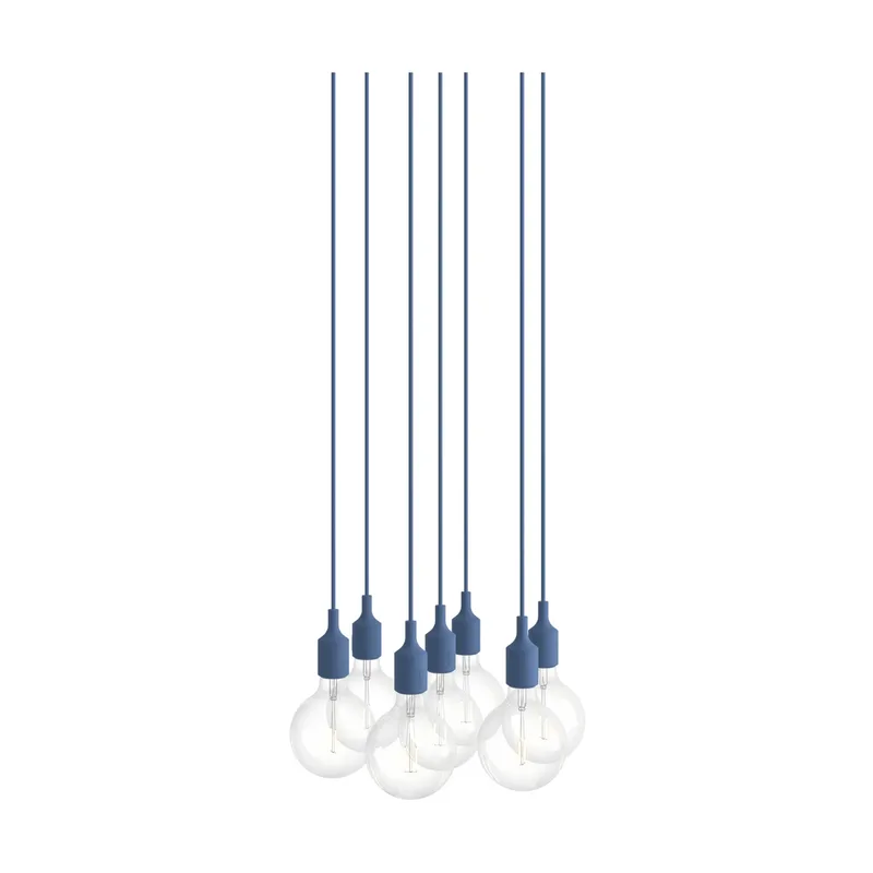 E27 Pendant Cluster 7 Pendel Hellblau by Muuto – product photo