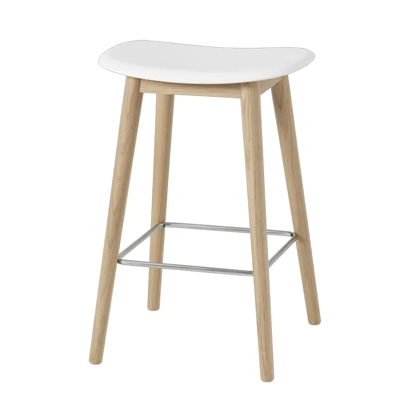 Fiber Barhocker niedrig Wood Base - 65 cm - Natural White/Oak von Muuto – Produktfoto