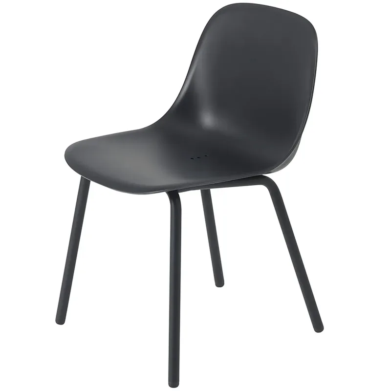 Fiber Outdoor Esstischstuhl Anthracite Black von Muuto – Produktfoto