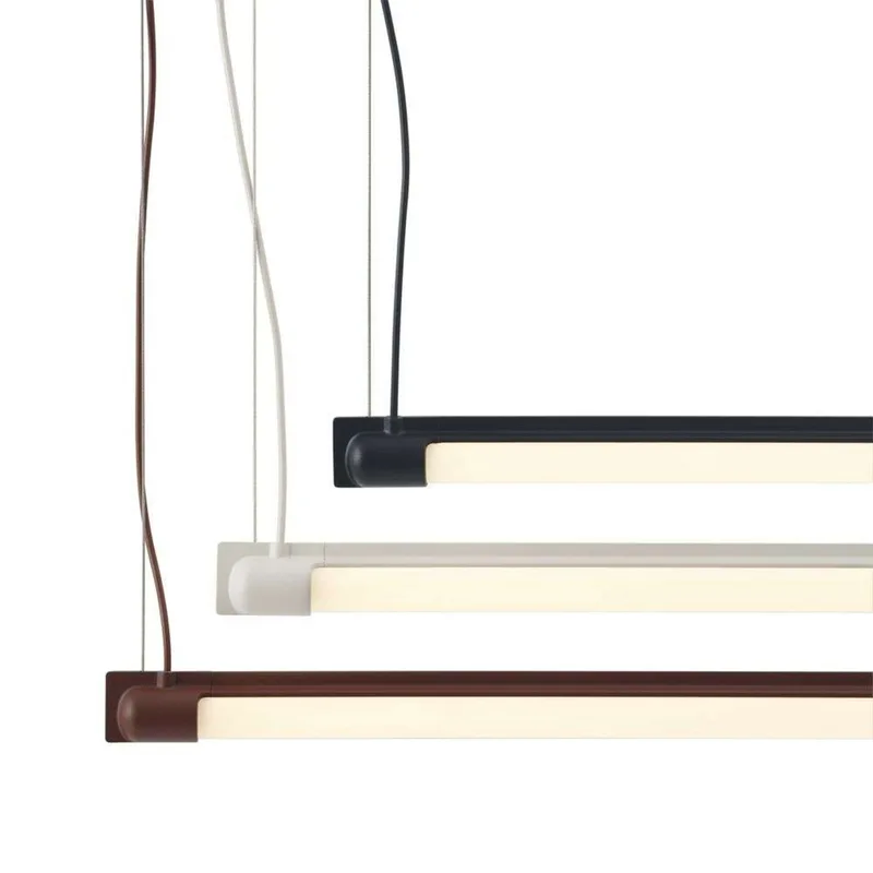Fine Hanglamp L60 Deep Red von Muuto – Produktfoto