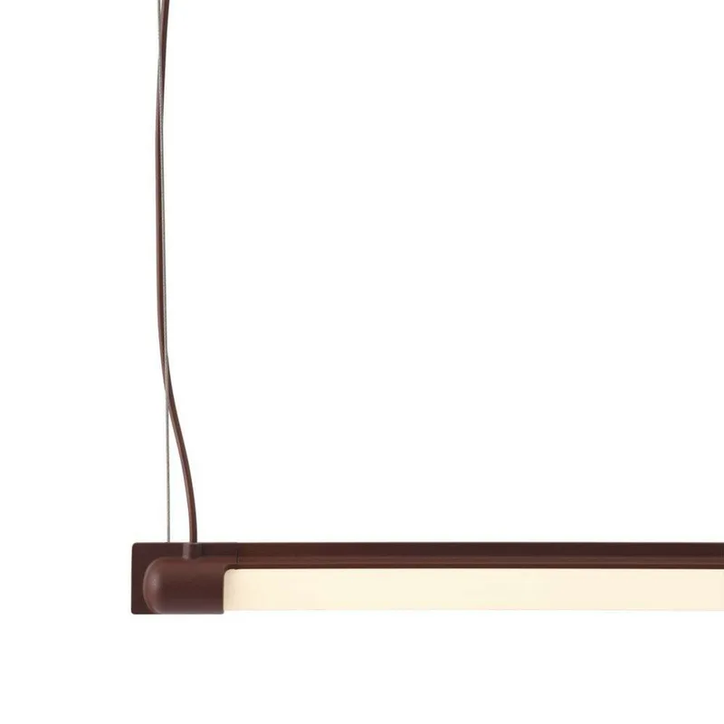 Fine Hanglamp L90 Deep Red fra Muuto – produktbillede