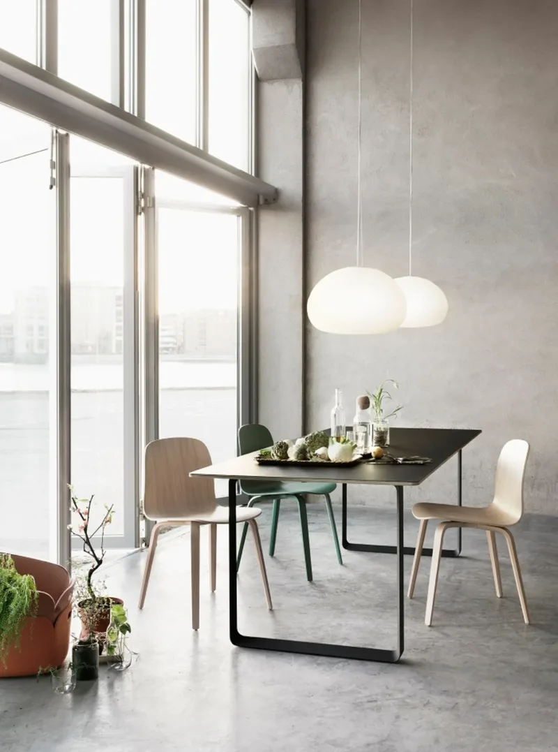 Fluid Hanglamp Ø42 Opal White von Muuto – Produktfoto