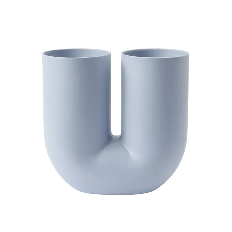 Kink Vase 26 cm Hellblau by Muuto – product photo