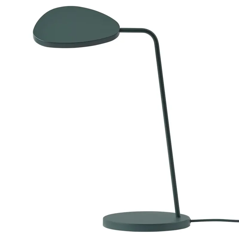 Leaf Tischleuchte weiß Dark green by Muuto – product photo