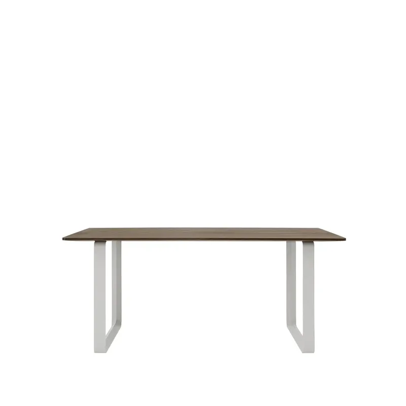 Muuto 70/70 Esstisch 170 x 85cm Solid Smoked oak-Grey van Muuto – productfoto
