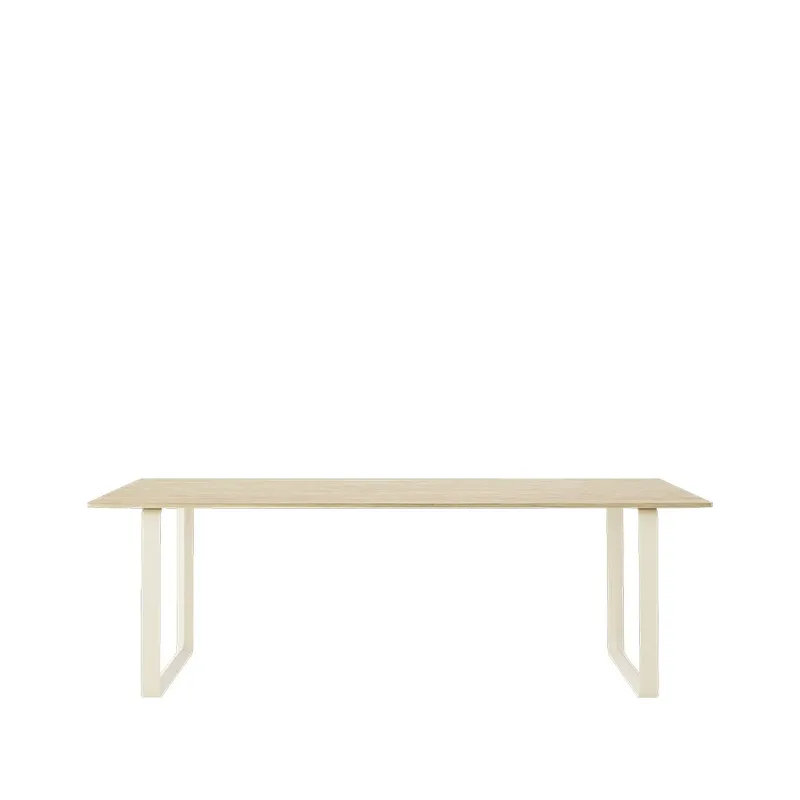 Muuto 70/70 Esstisch 225 x 90cm Solid oak-Sand by Muuto – product photo