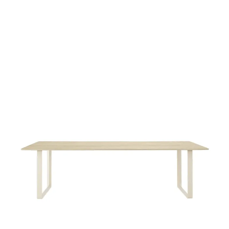 Muuto 70/70 Esstisch 255 x 108cm Solid oak-Sand by Muuto – product photo
