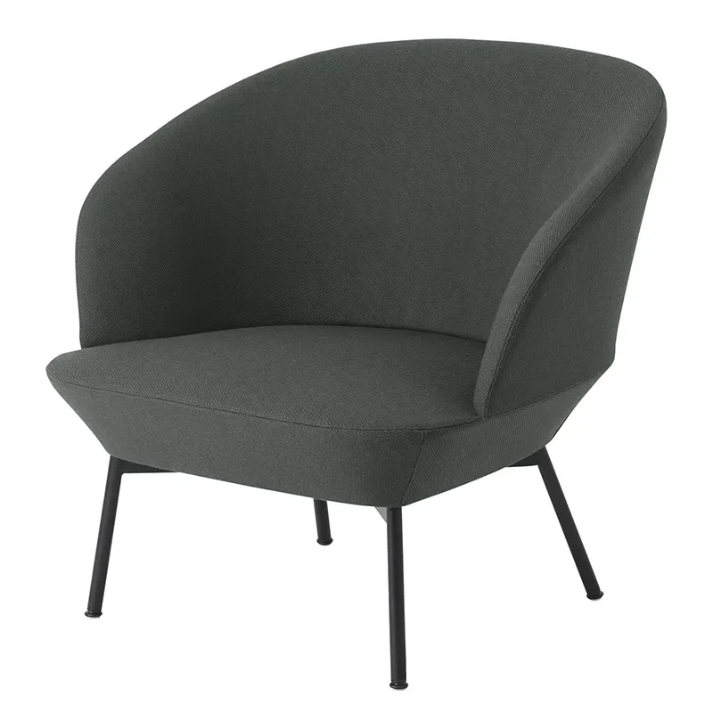 Oslo Lounge Chair Tube Base - Twill Weave 990 Black von Muuto – Produktfoto