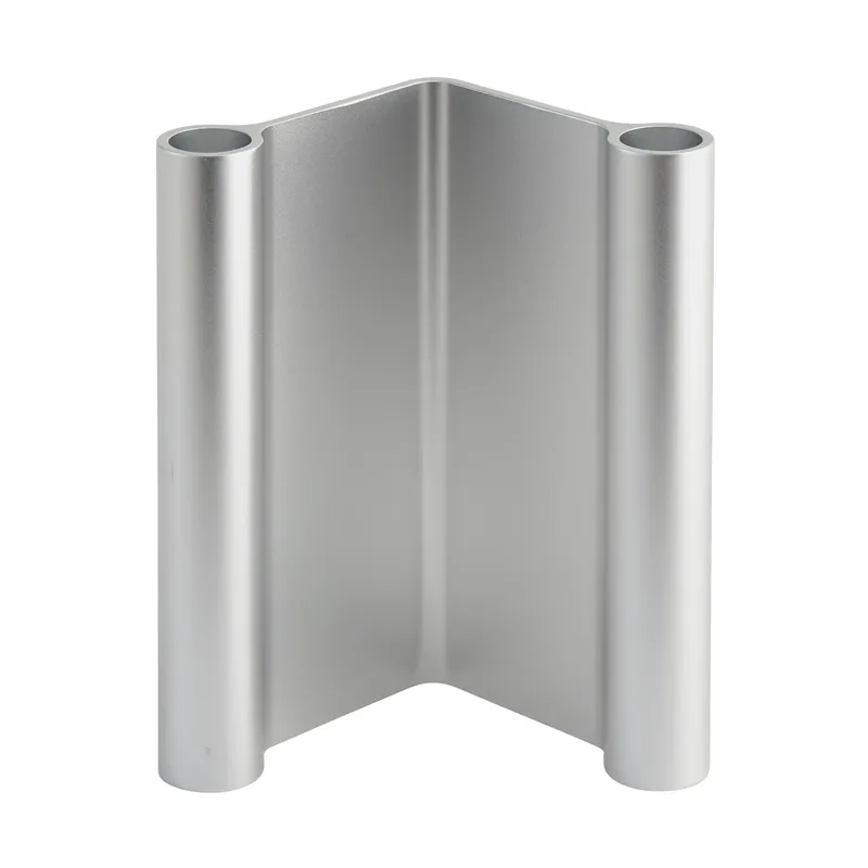 Pair Kerzenhalter 18 cm Aluminium by Muuto – product photo