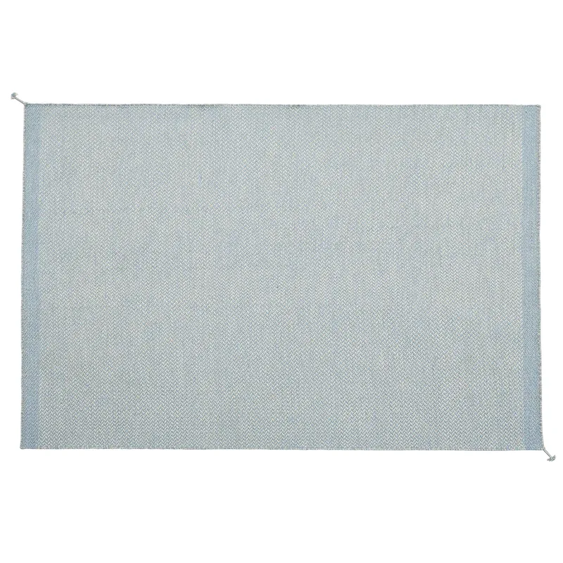 Ply Teppich 240x170 cm Light Blue van Muuto – productfoto