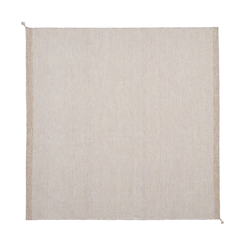Ply Wollteppich 240x240 cm Light rose fra Muuto – produktbillede
