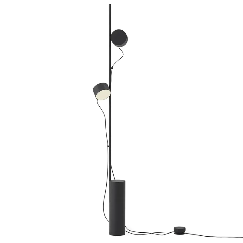 Post Stehleuchte Schwarz by Muuto – product photo