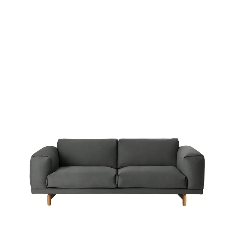 Rest Sofa 2-sitzer stoff remix 163 grey, eichenholzbeine van Muuto – productfoto